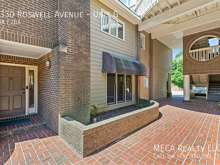 2330 Roswell Ave #G — Photo 3