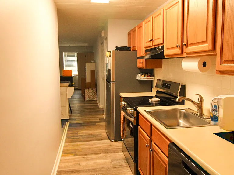 125 Overland Rd #1 — Photo 4