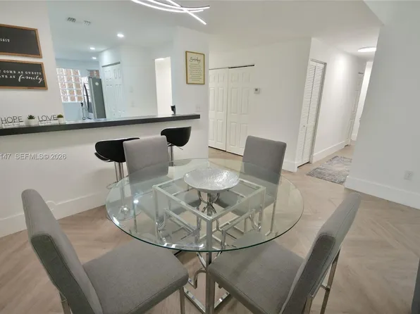 10026 Hammocks Blvd APT 103-6, Miami, FL 33196