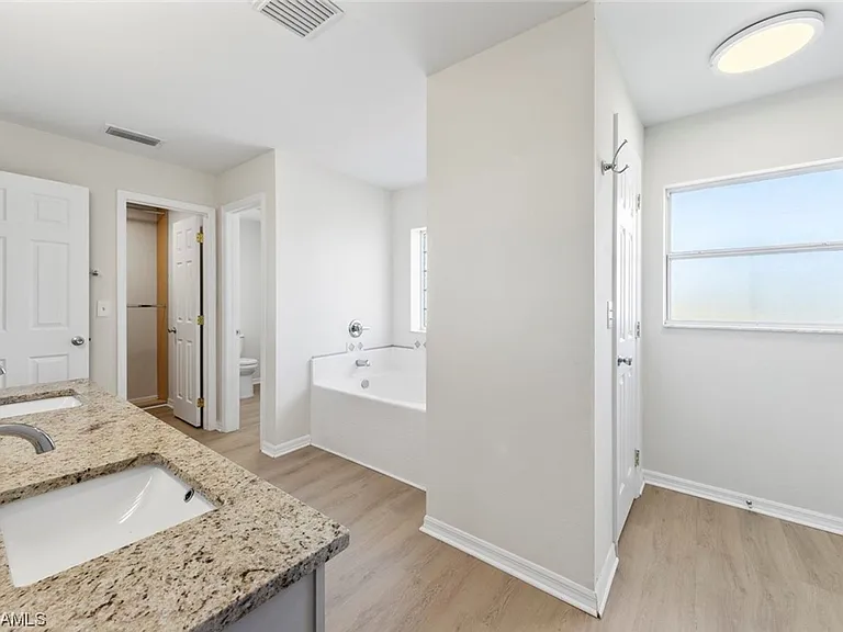 18251 Beauty Berry Ct — Photo 17