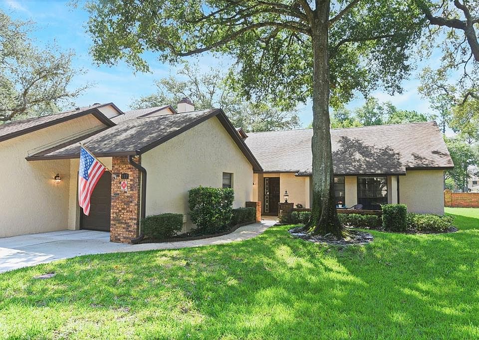 1st image of 117 GOLF CLUB DRIVE