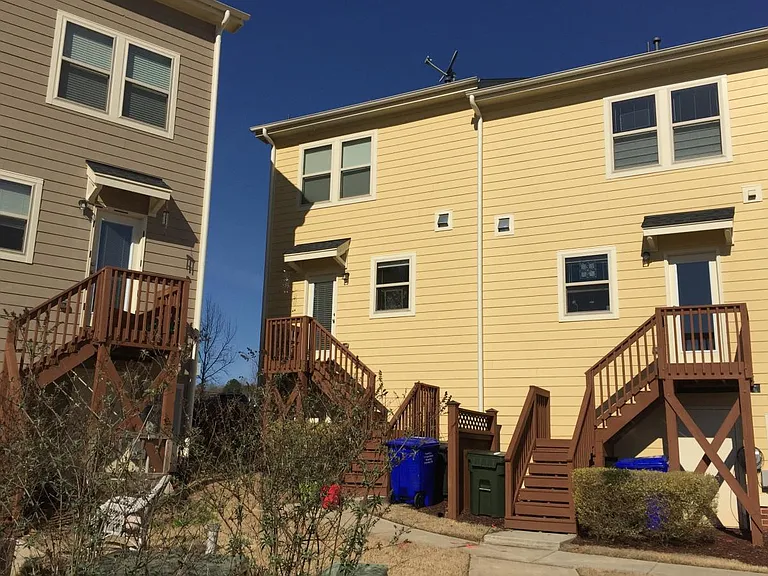 304 E Winmore Ave — Photo 11