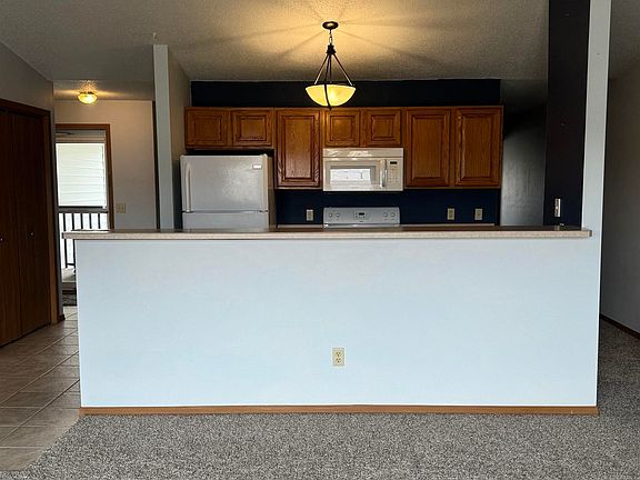 4th image of 4620 E 3rd St APT 8