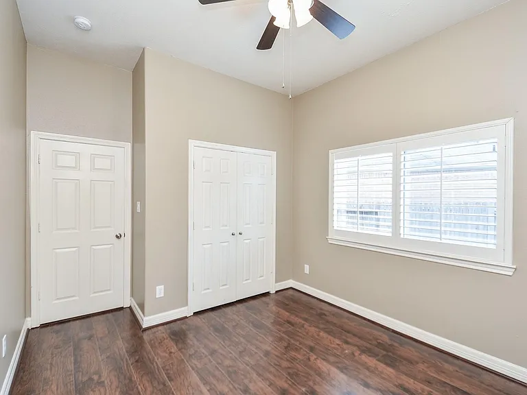 15975 Cottage Ivy Cir — Photo 9