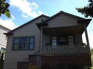 7334 11th Ave NE, Seattle, WA 98115