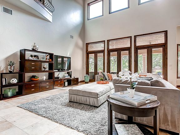 2nd image of 399 Cortona Dr.