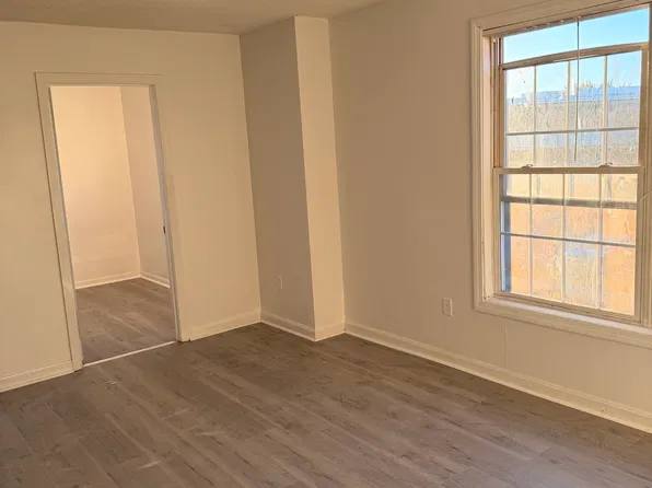 210 South St #2, Hartford, CT 06114