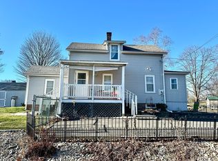 41 Old Ferry Rd, Northampton, MA 01060
