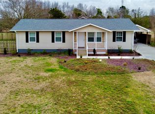 151 Lem Brown Rd, Chinquapin, NC 28521