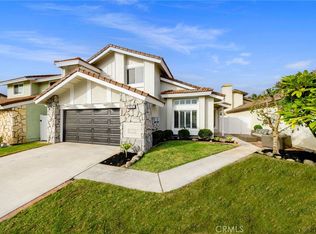 1031 W Badger Pass Ln, Orange, CA 92865
