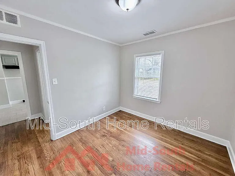 1156 Brower St — Photo 16