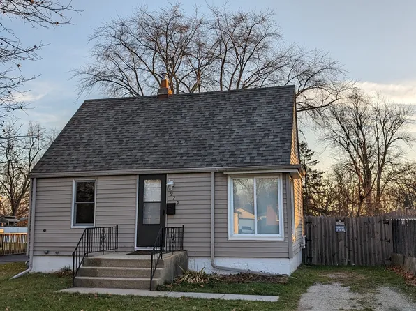 929 Landon Ave, Winthrop Harbor, IL 60096