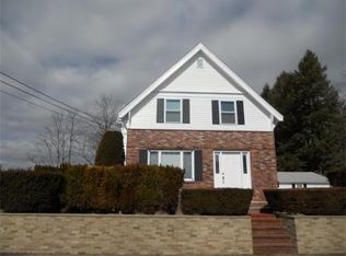 142 Van Buren St, Taunton, MA 02780