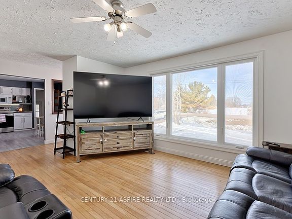 4th image of 3241 B Line Rd