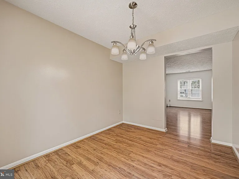16 Meadowside Ct — Photo 14