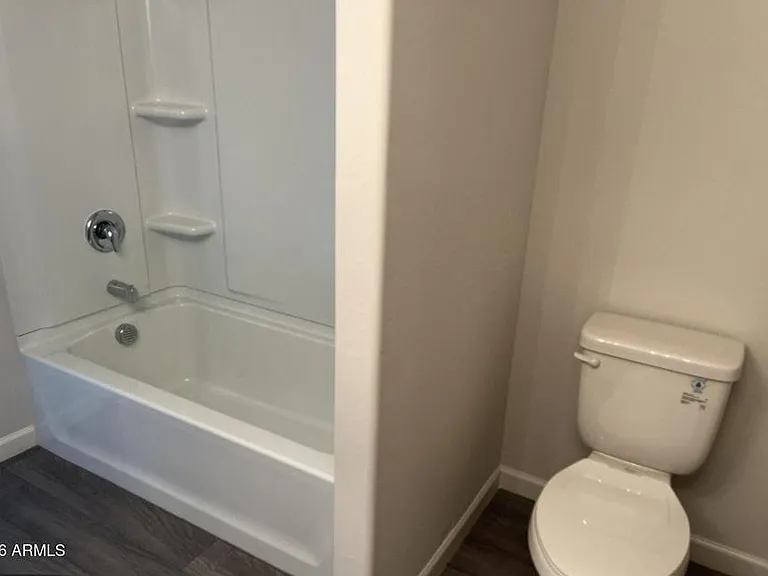 155 W Dewey Ave — Photo 9