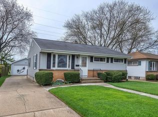 4803 W Tesch Ave, Milwaukee, WI 53220