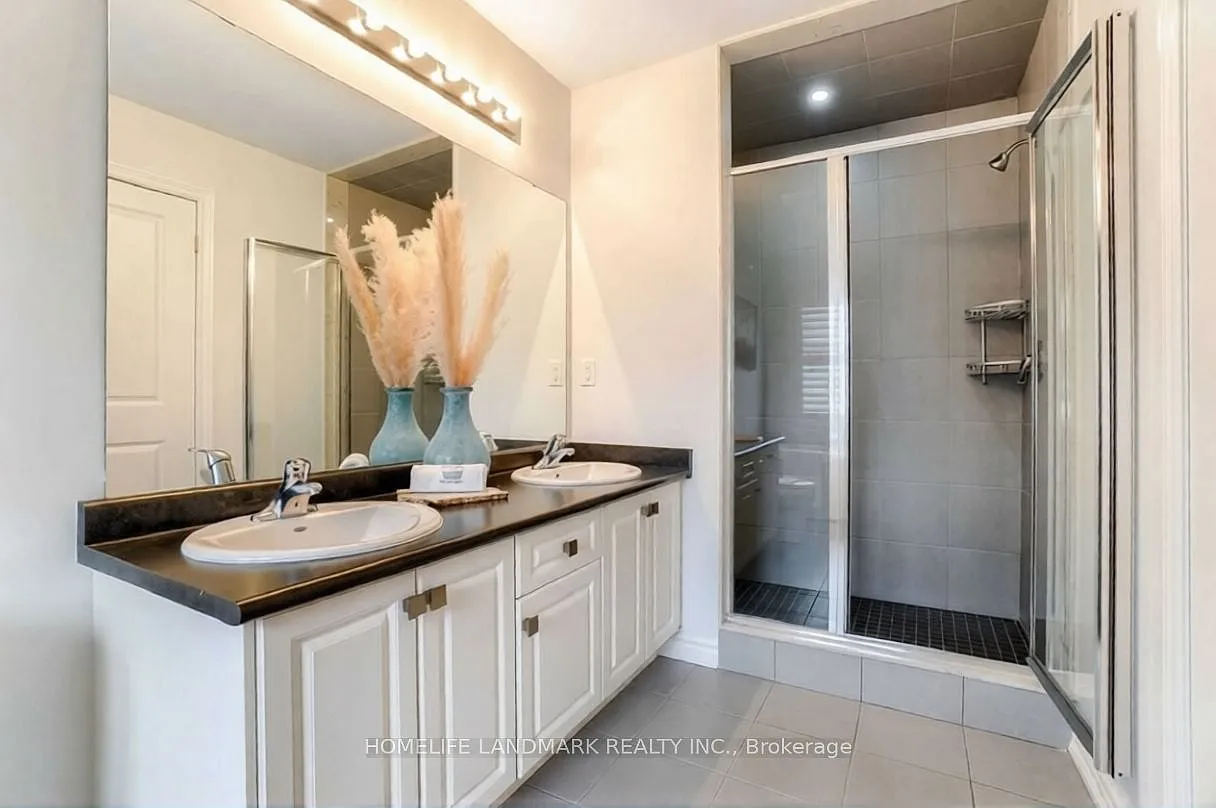 3 bed, $3,000 — Photo 4