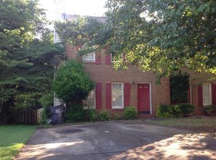 849 Indian Lake Dr, Lilburn, GA 30047