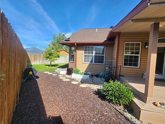 4th image of 116 Alberta Ct