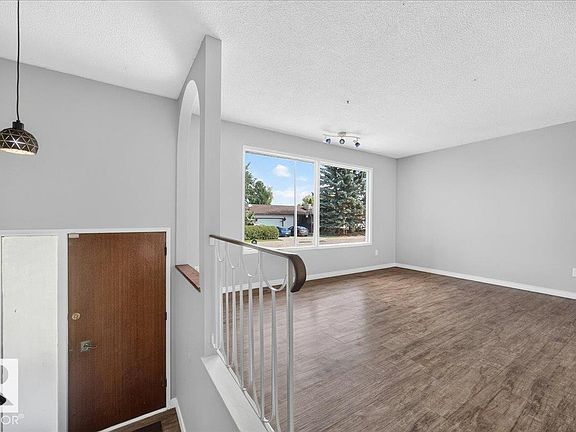 4th image of 7419 15th Ave NW