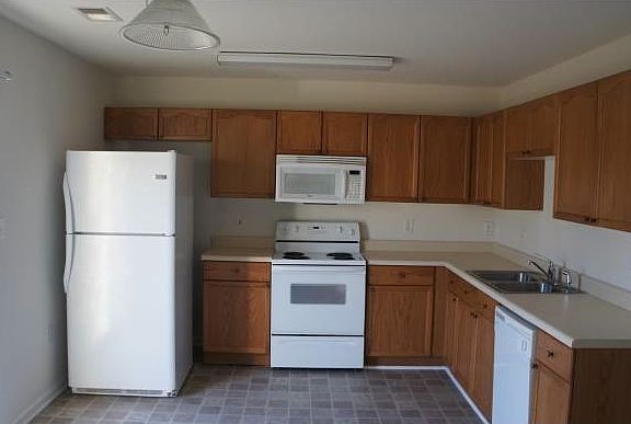 Spacious, Open Kitchen