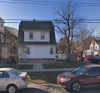 4520 149th St, Flushing, NY, 11355