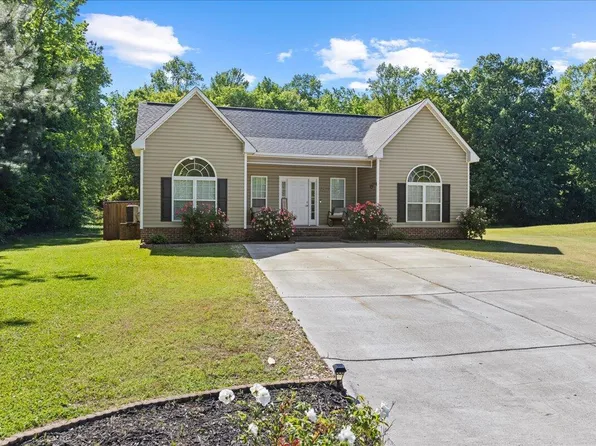 2324 Tranquil Dr SE, Wilson, NC 27893