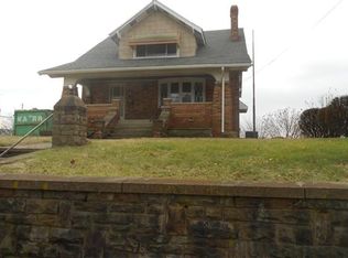 302 E Main St, Mount Pleasant, PA 15666