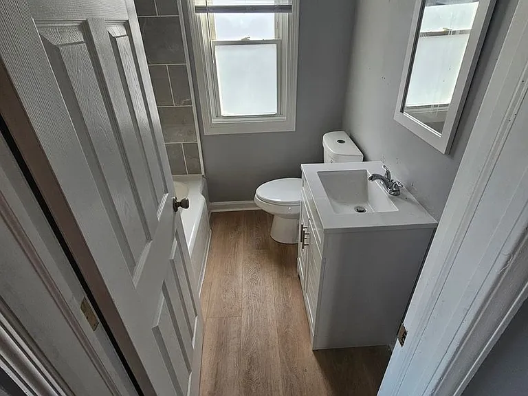 4196 Buckingham Elite Ave — Photo 1