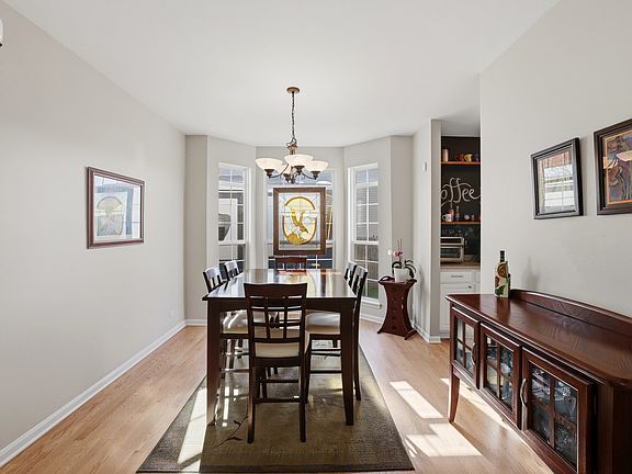 5th image of 10850 Great Plaines Ct
