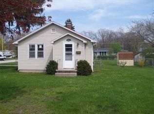 826 N Rath Ave, Ludington, MI 49431