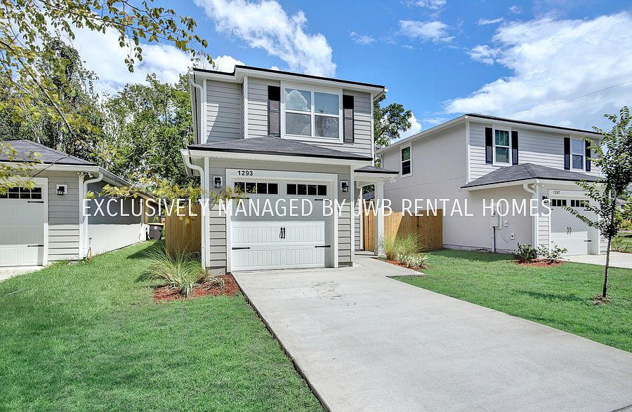 1st image of 1293 Pangola Dr