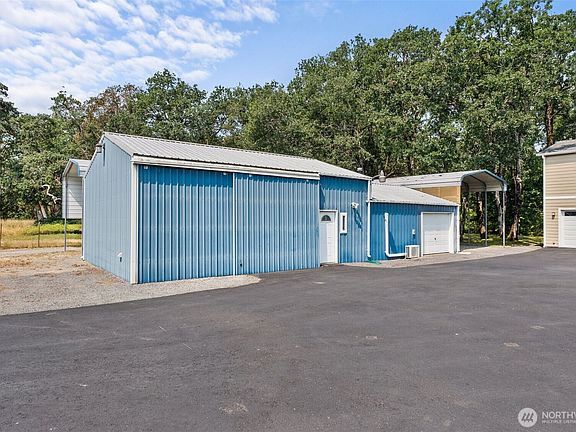 4th image of 17910 Guava Street SW