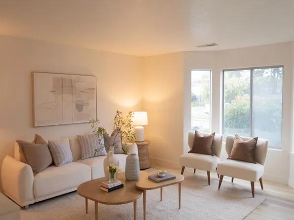 3975 Bramble Ln #A, Santa Cruz, CA 95062