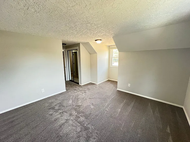 14103 SE McGillivray Blvd — Photo 29