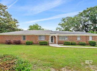 2930 Crabtree Ln E, Mobile, AL 36618