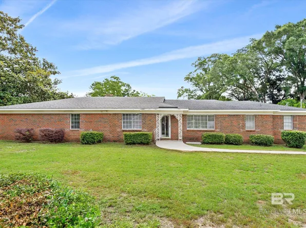 2930 Crabtree Ln E, Mobile, AL 36618