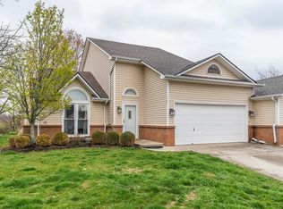 3527 Hidden Cave Cir, Lexington, KY 40513