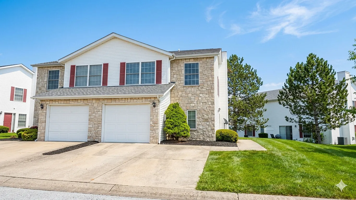 3590 S Oaklawn Cir — Photo 1
