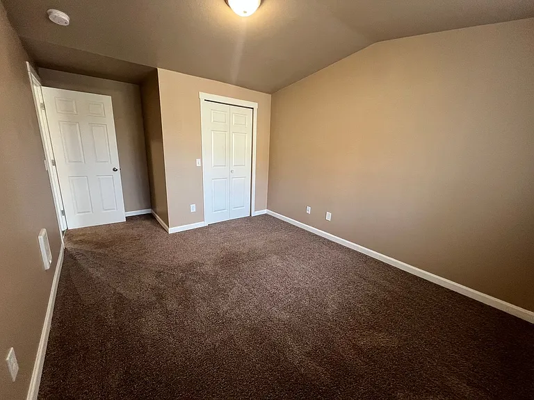 Vista Pointe Apartments in South Salem Oregon Comfortable Living Near Shopping and I5 — Photo 56