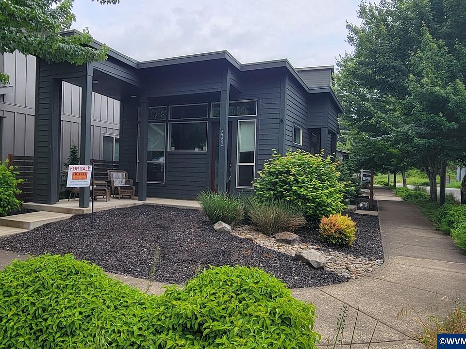 1st image of 3792 Village Center Dr SE