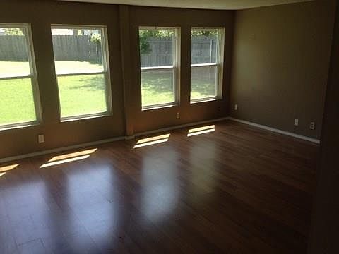 2nd image of 2612 Greystone Ct