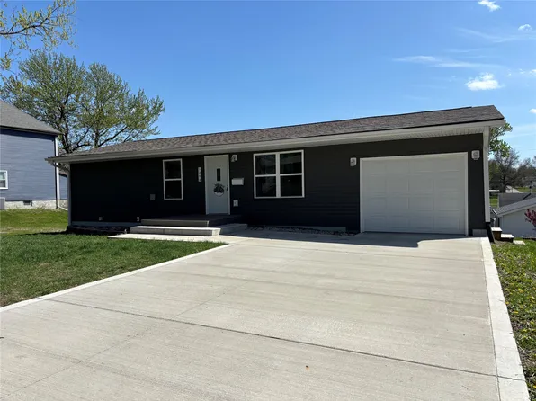 1206 W Adair St, Creston, IA 50801