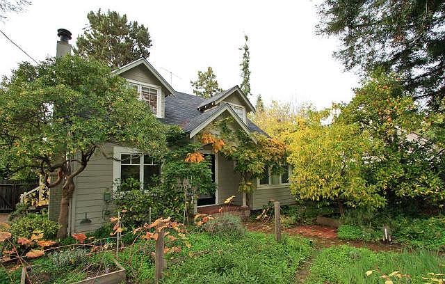 1st image of 1090 Creek Dr