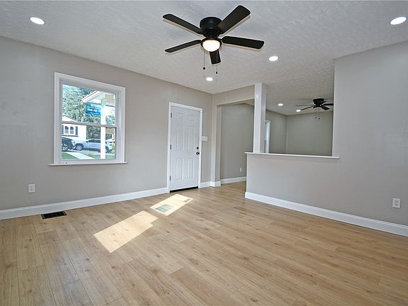 5th image of 28 Farley St