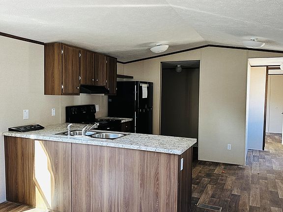 3rd image of 116 N Central St #16613833