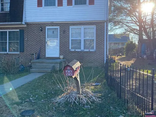 237 Cameron St, Berryville, VA 22611