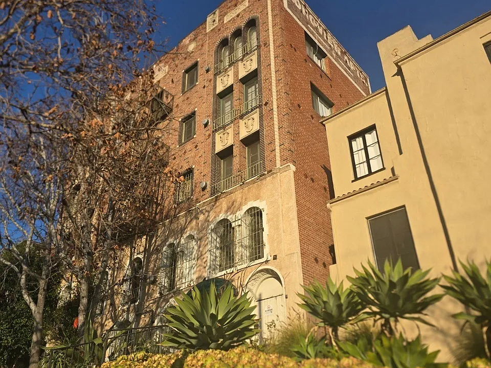 318 N. Mariposa Ave.