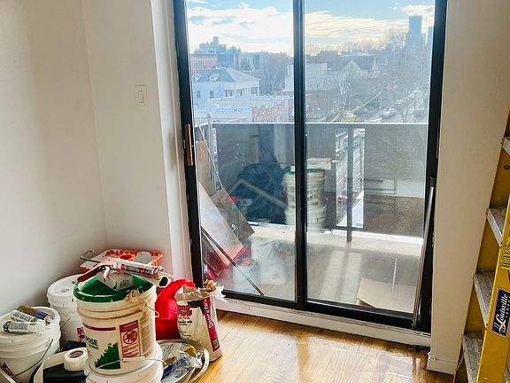 5th image of 12-10 Astoria Park S #6E